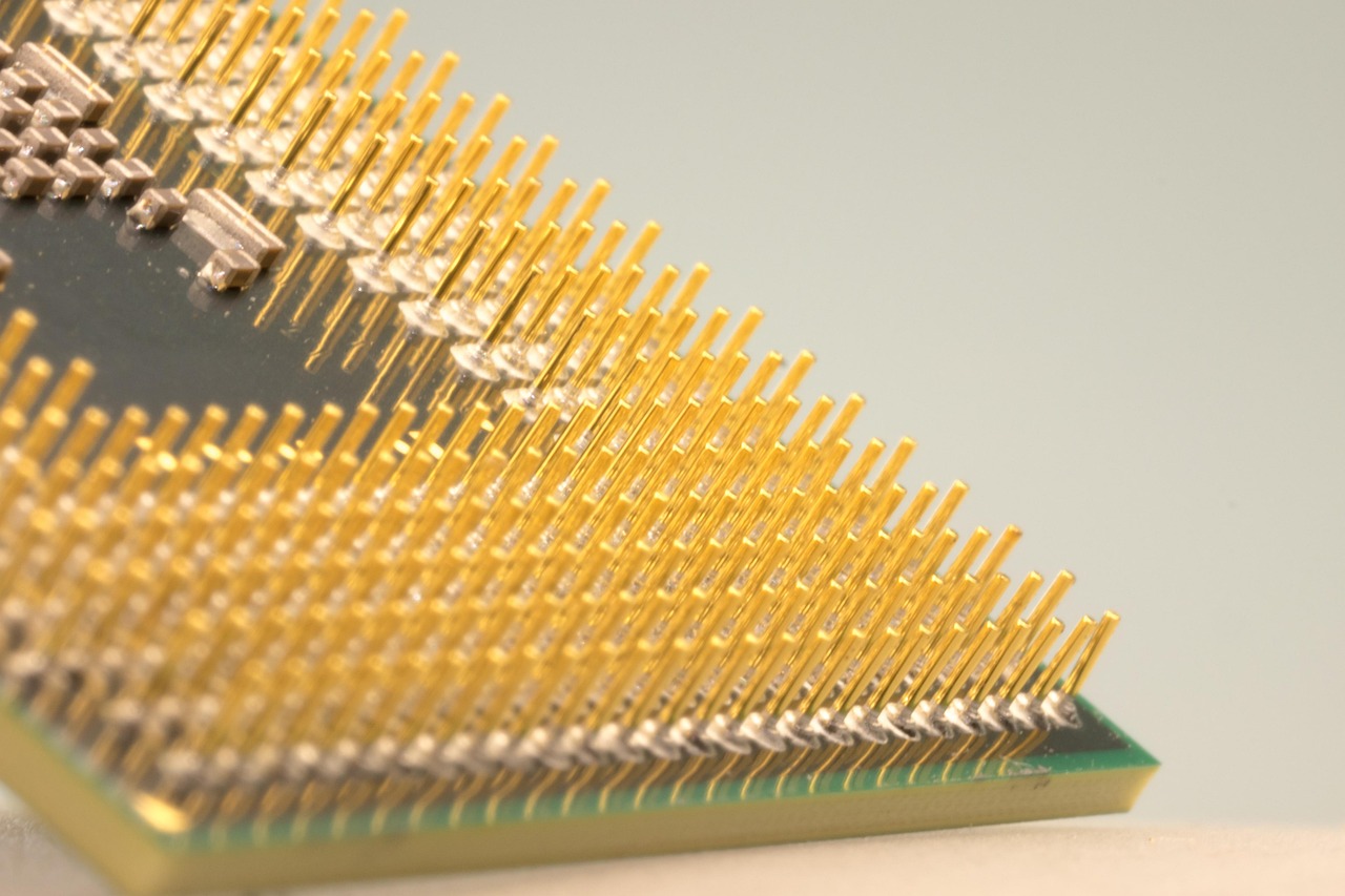 从游戏策划的角度谈技术支持辅助对游戏设计和运营的影响和反思