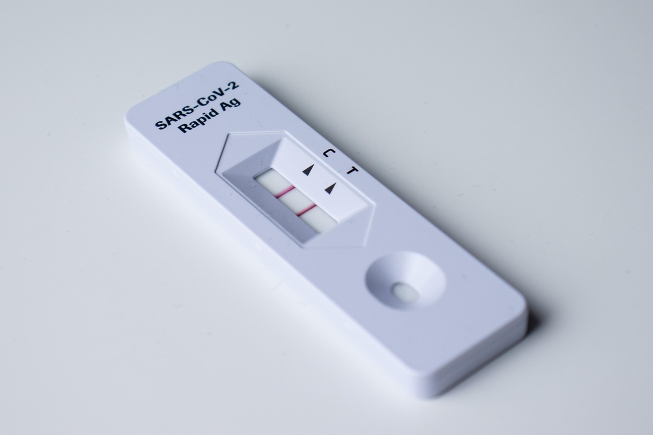 木盒红沉香（细）：昆明专业工商代理注册公司